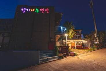 Daebudo Hyangginaneun Pension