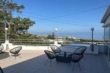 هتل Adele Resort