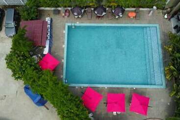 هتل Hôtel Copacabana Beach Kribi