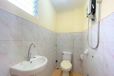 Отель Oyo 876 Escurel Inn Boracay