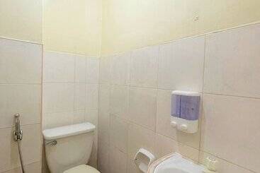 Отель Oyo 876 Escurel Inn Boracay