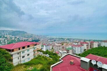 هتل Shahin Golden