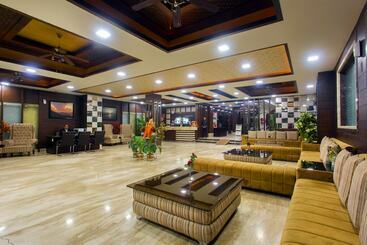 هتل The Fern Residency Katra