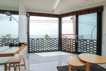 Hwaseong Stay By The Sea Pension