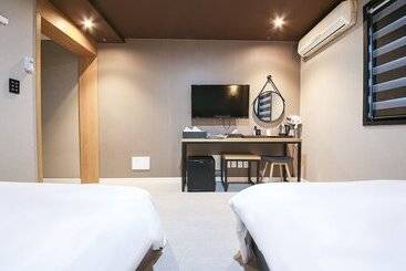 مُتل Yeosu Asome Boutique