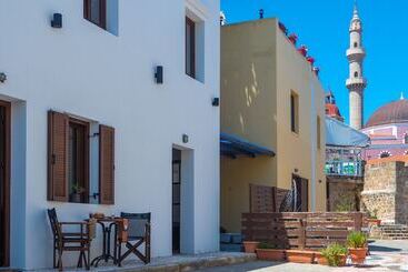 Majatalo Utopia Luxury Suites