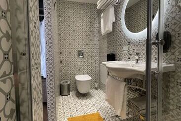 Pension Utopia Luxury Suites