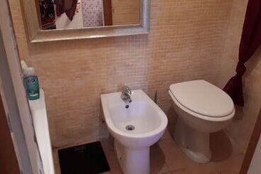 اقامتگاه Home Sweet Home With Panoramic Garden