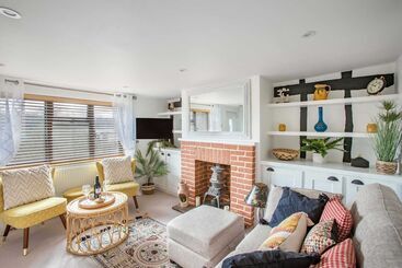 Stunning Character 2bed Cottage In St Albans Wifi