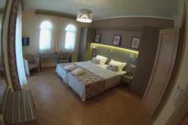 Syvota Apartments