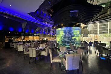 Azure Hotel Pattaya