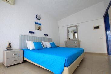 Christiana Hotel Apartments