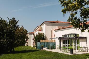 Garden & City Aix En Provence  Puyricard