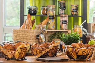 Garden & City Aix En Provence  Puyricard