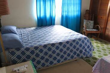 Gemini House Bed & Breakfast