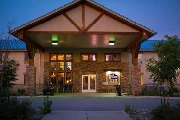 בית מלון כפרי A Riverside Inn Travelodge By Wyndham