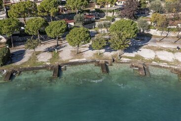 هتل Camping Park Garda