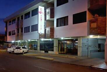 هتل Castilla