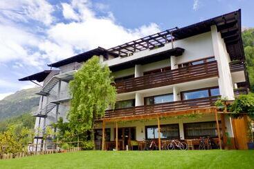 هتل Das Bergland   Vital & Activity
