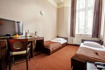 هتل Diament Economy Gliwice