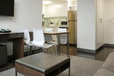 هتل Element Miami Doral