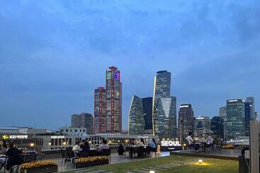 هتل Glad Yeouido