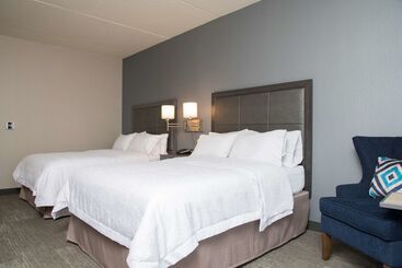 هتل Hampton Inn & Suites Grand Rapids Downtown