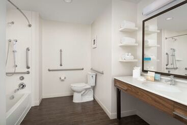 هتل Hampton Inn & Suites Phoenix Tempe