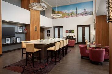 هتل Hampton Inn & Suites Phoenix Tempe