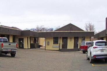 هتل Magnuson  Cedar City