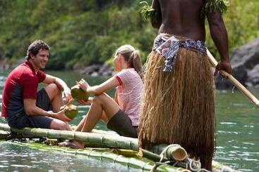 هتل Nanuku Resort Fiji