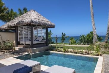 هتل Nanuku Resort Fiji