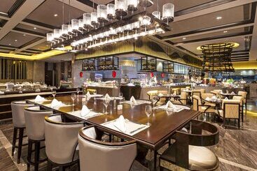 هتل Pullman Yantai Center