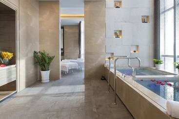هتل Pullman Yantai Center