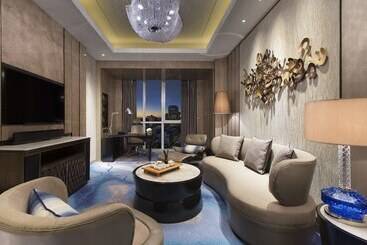 هتل Pullman Yantai Center