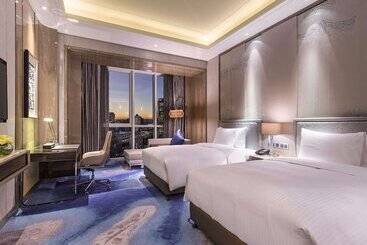 هتل Pullman Yantai Center