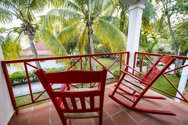 هتل Restaurant Cyvadier Plage
