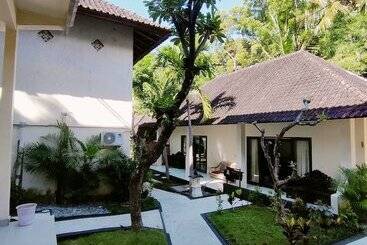 هتل Rising Star Dive Resort