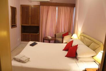 Hotel Sea Crown