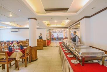 Hotel Sea Crown