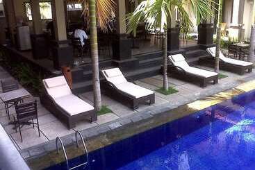 هتل Taman Tirta Ayu