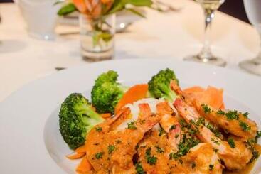 استراحتگاه Las Verandas Hotel & Villas