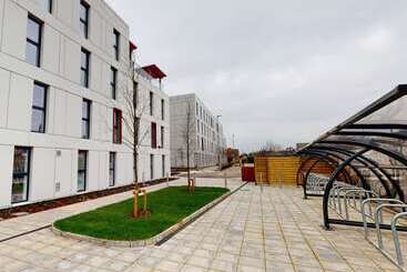 فندق صغير Gorgeous Studios   Newcastle Under Lyme   Campus Accommodation