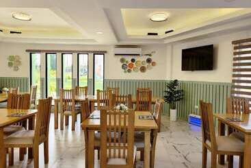 Casaroyal Hotel Powered By Cocotel