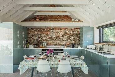 Cross Barn, Aldeburgh