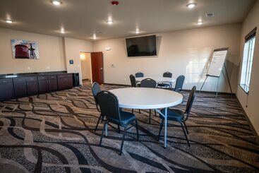 Cobblestone Hotel & Suites Lamar