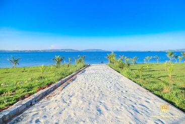 هتل Fancy Resort Beach