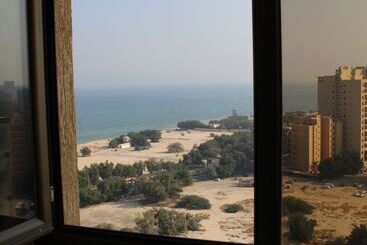 هتل Magic Suite Mahboula 5