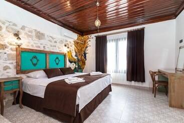 هتل Pangea Sigacik Pansiyon & Bistro