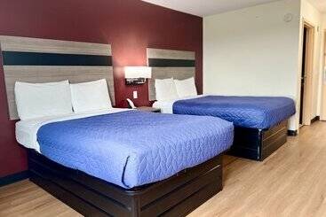 هتل Saffron Inn & Suites